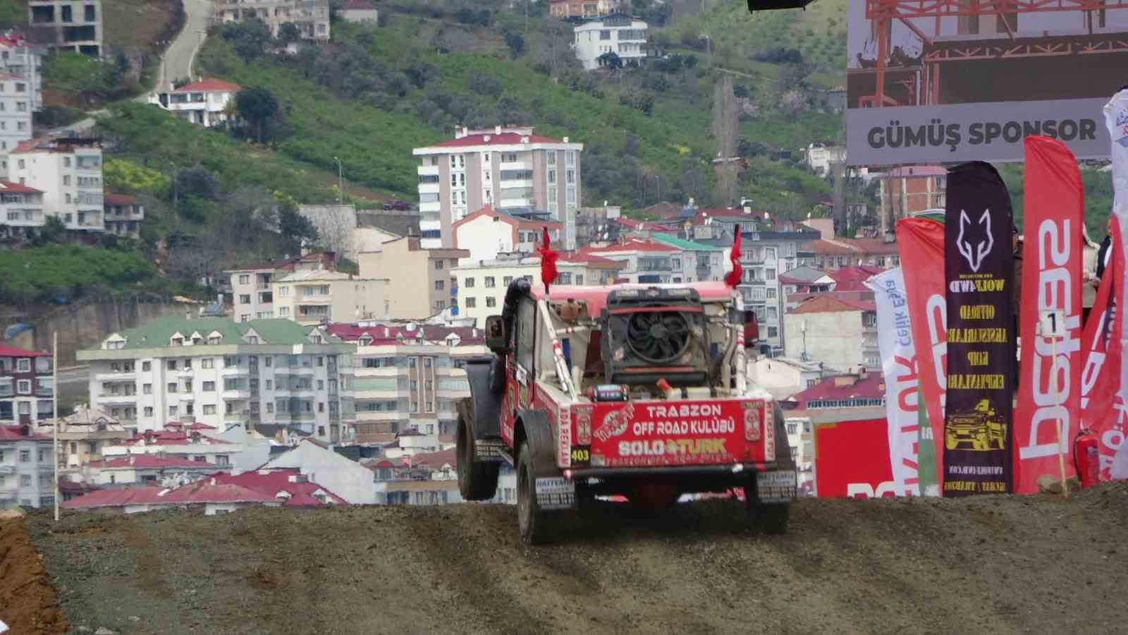 Karadeniz sahilinde adrenalin fırtınası: Trabzon’da off-road yarışları, final etabıyla devam etti
