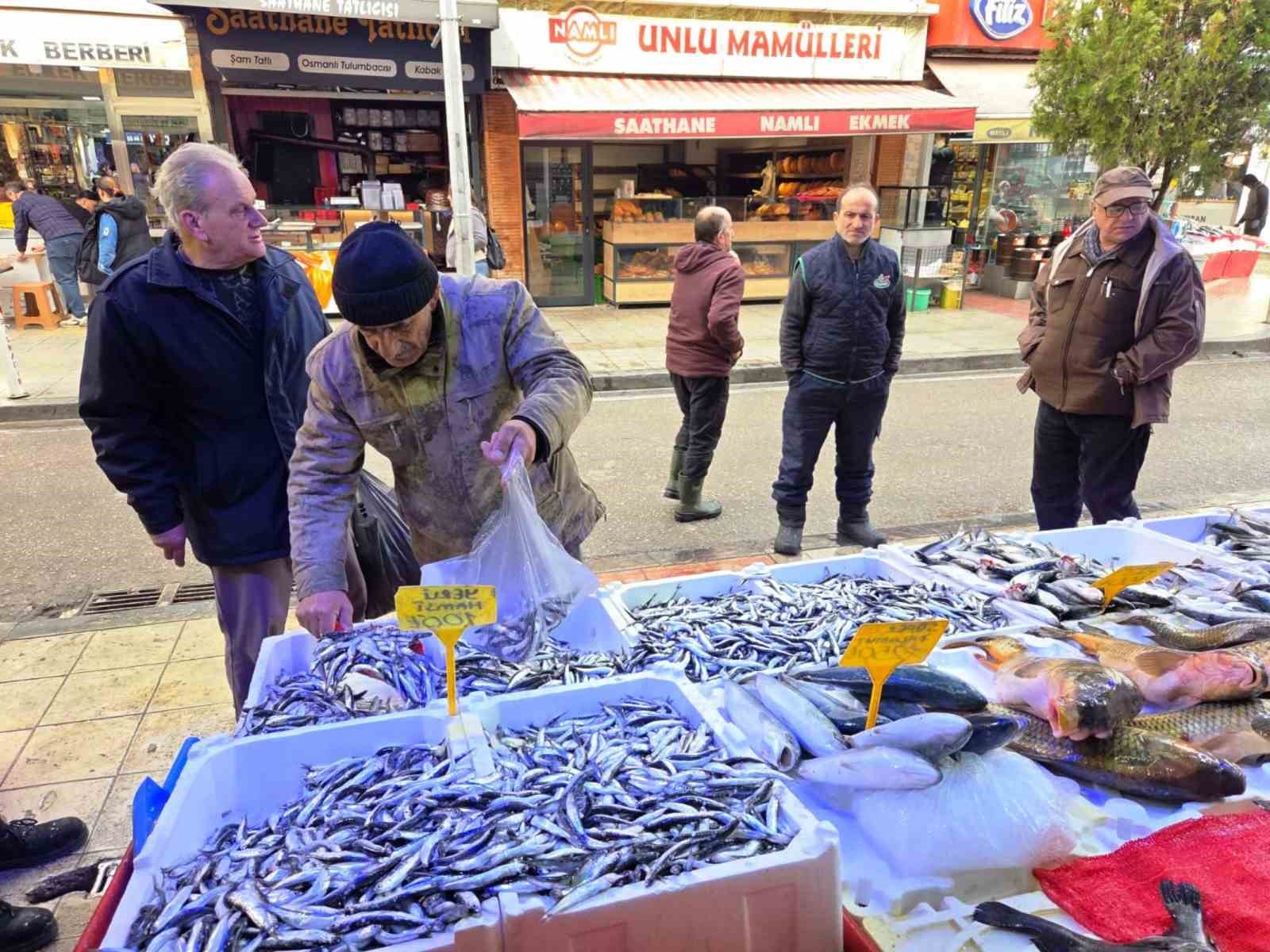 Karadeniz’de hamside Ramazan bereketi tezgahlara yansıdı
