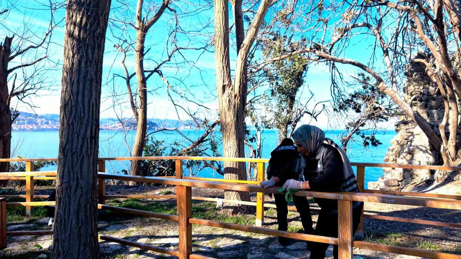 Karadeniz’in yaşanabilir tek adası olan Giresun Adasında kapsamlı temizlik yapıldı
