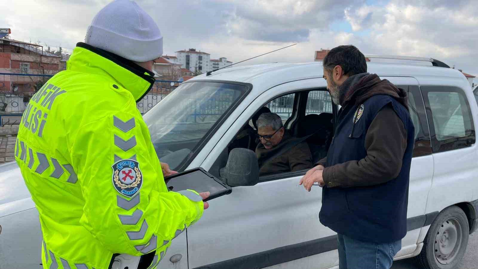 Karaman polisi yılbaşı öncesi denetimlerini arttırdı
