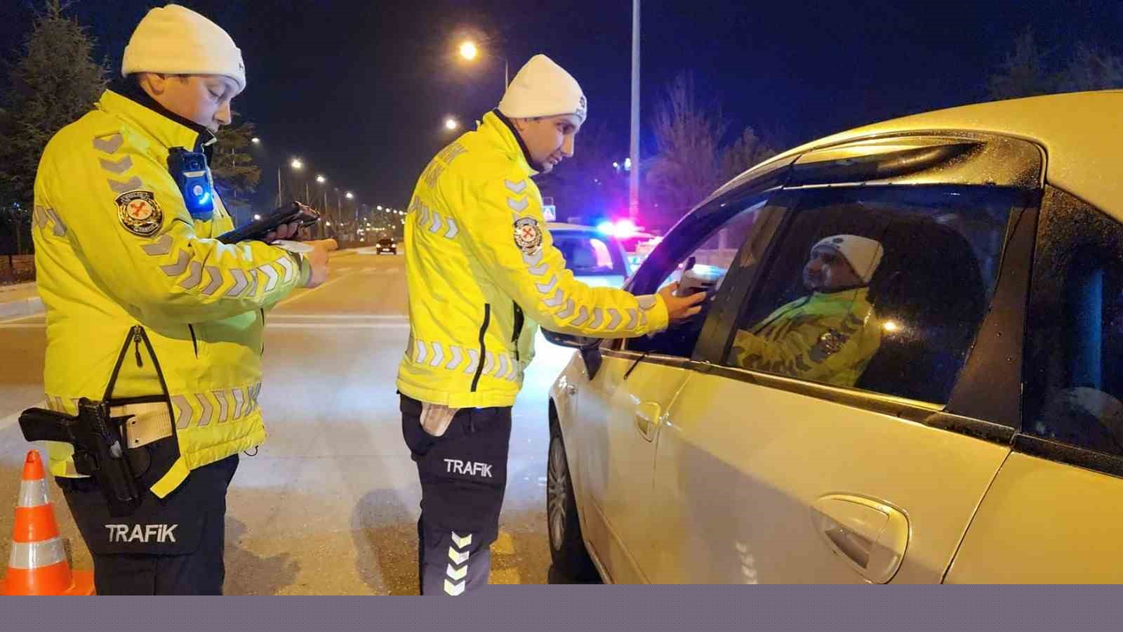 Karaman’da 130 bin adet makaron ele geçirildi: 5 tutuklama
