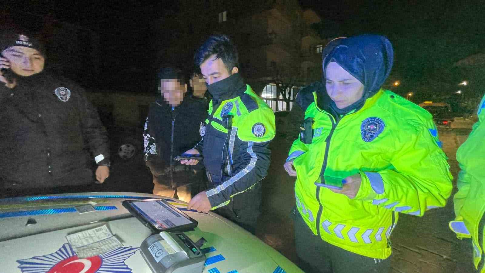 Karaman’da 5 motosiklet parası ceza yiyen sürücünün rahatlığı pes dedirtti
