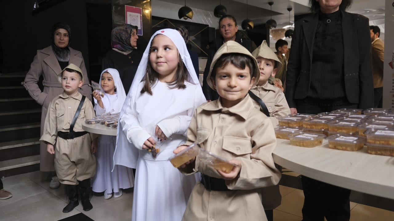 Karaman’da Çanakkale Zaferi’nin 111. yılına özel gölge tiyatrosu
