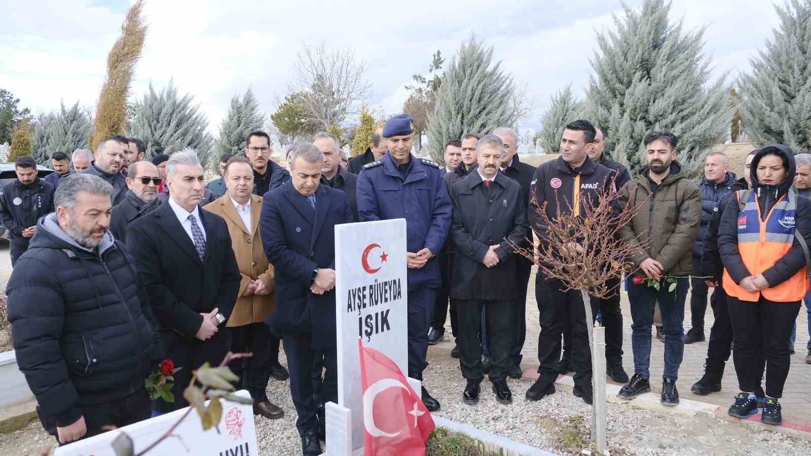 Karaman’da depremde hayatını kaybedenler için anma programı düzenlendi
