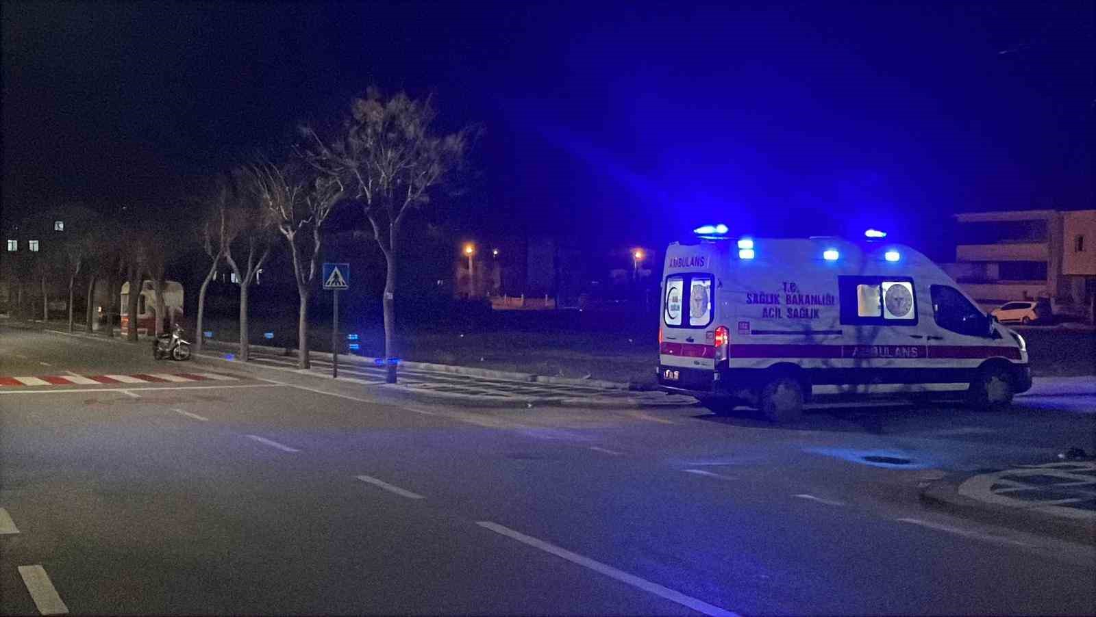 Karaman’da devrilen motosikletin sürücüsü yaralandı
