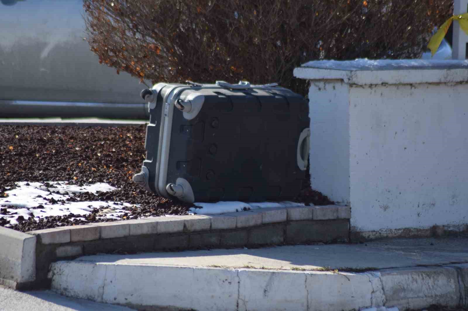 Karaman’da fünye ile patlatılan valiz boş çıktı
