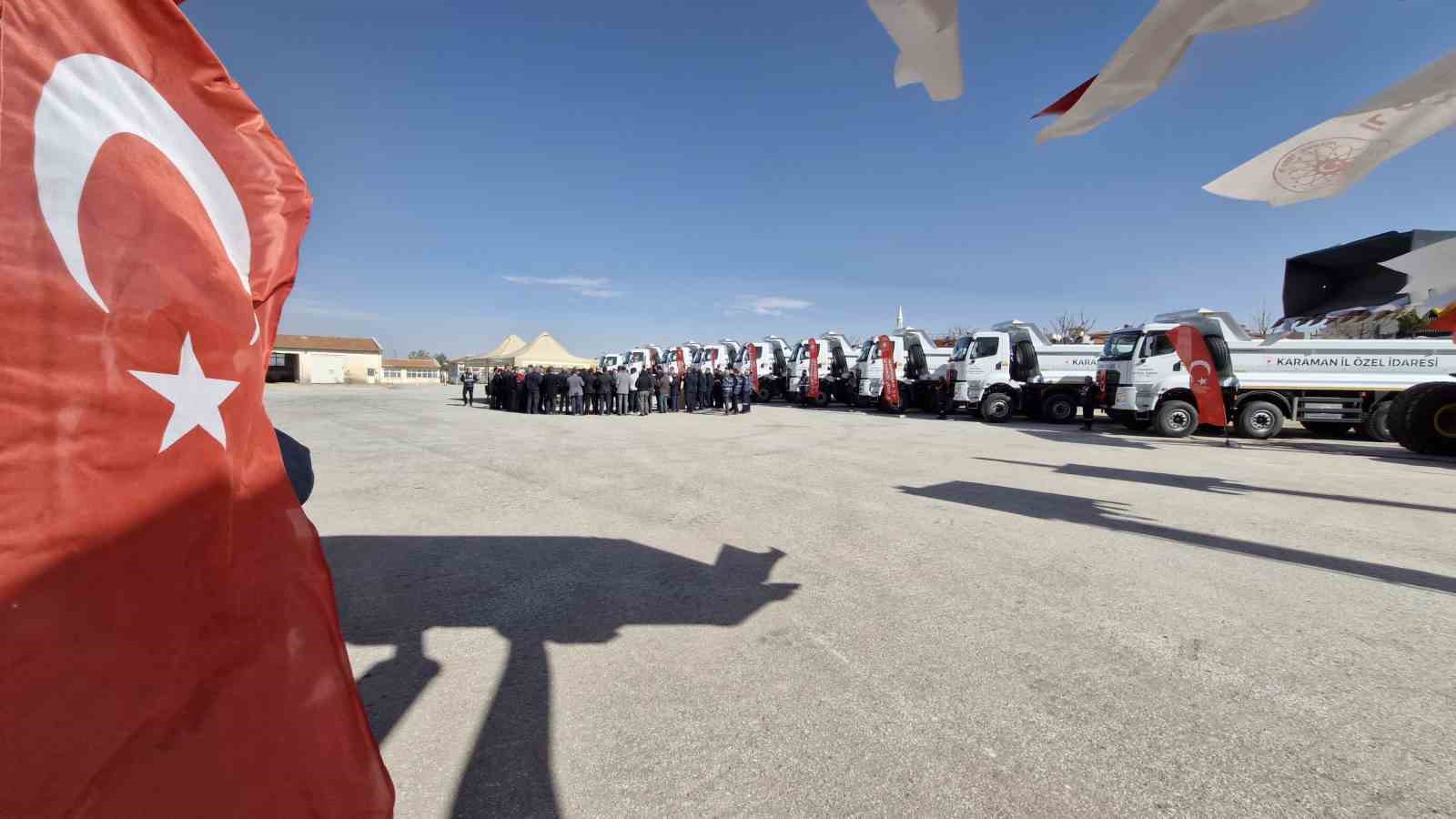 Karaman’da İl Özel İdaresine alınan araçlar törenle hizmete başladı
