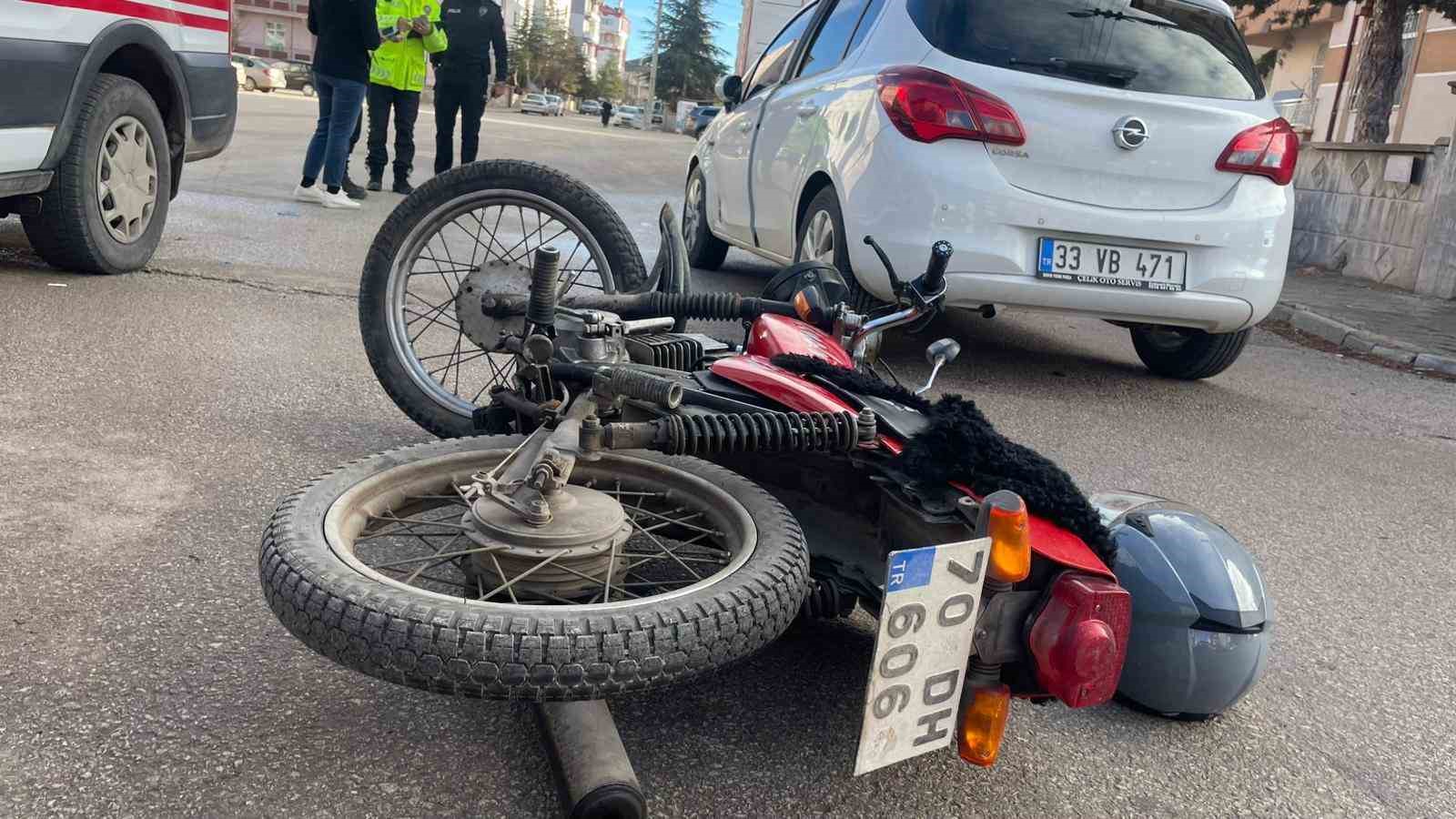 Karaman’da otomobil ile motosiklet çarpıştı
