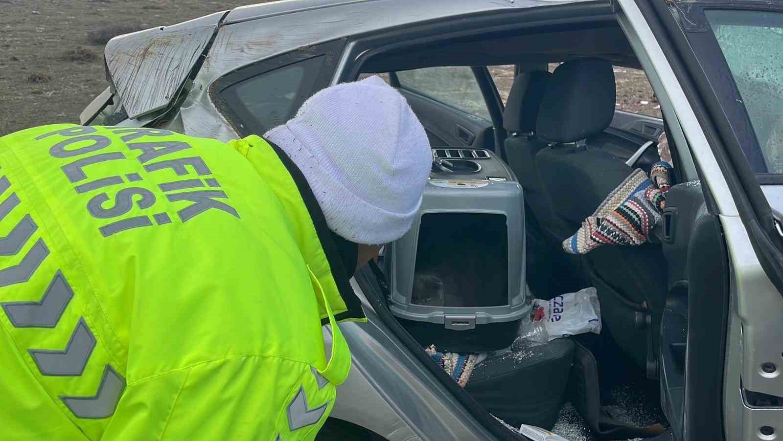 Karaman’da otomobil şarampole takla attı: 1 yaralı
