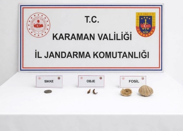 Karaman’da tarihi eser ele geçirildi: 15 tutuklama
Karaman’da tarihi eser ele geçirildi: 15 tutuklama