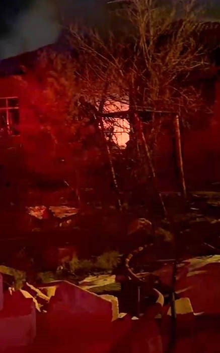 Karapınar’da boş evde çıkan yangın korkuttu
