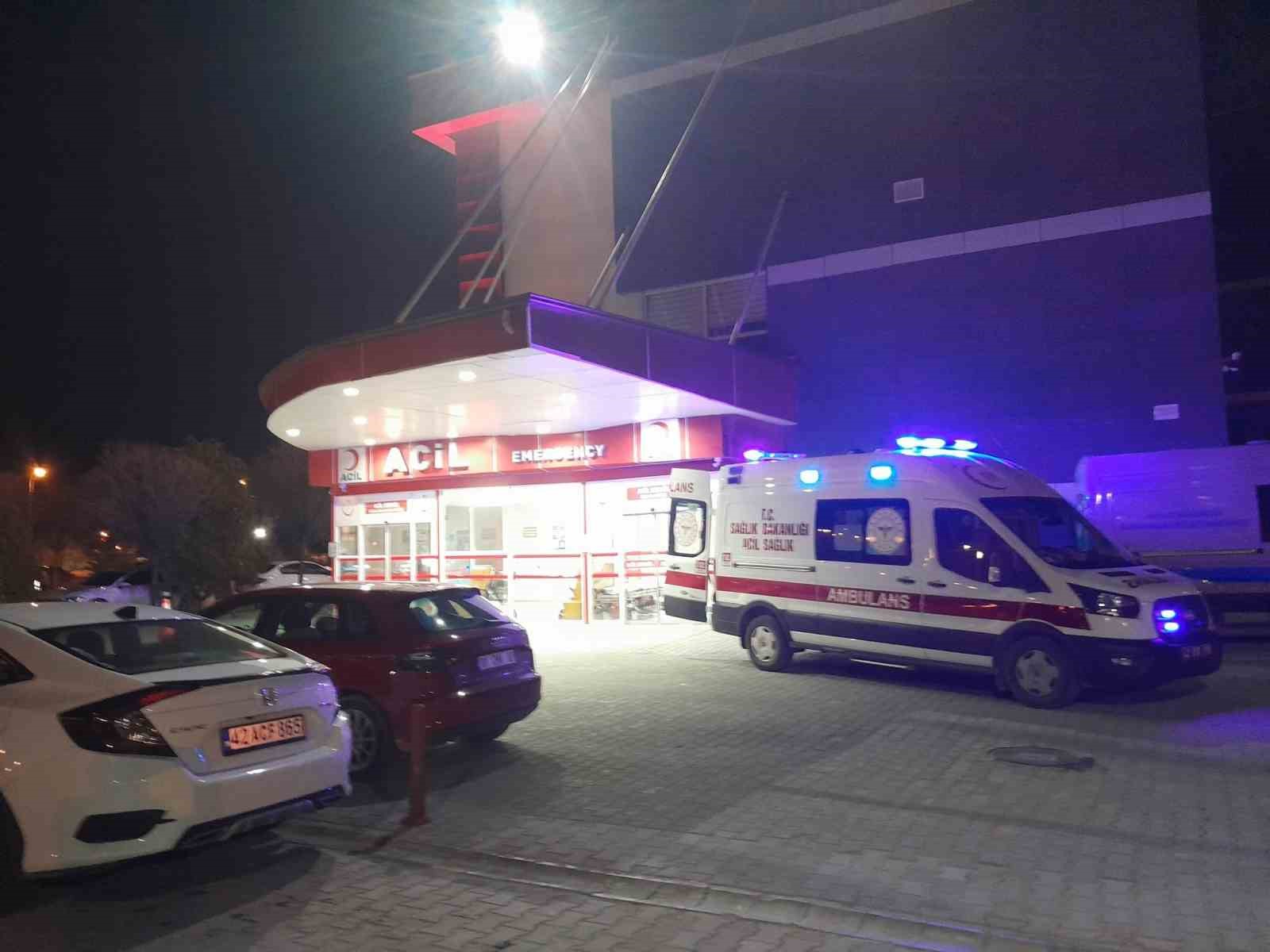 Karapınar’da iki otomobil çarpıştı: 4 yaralı
