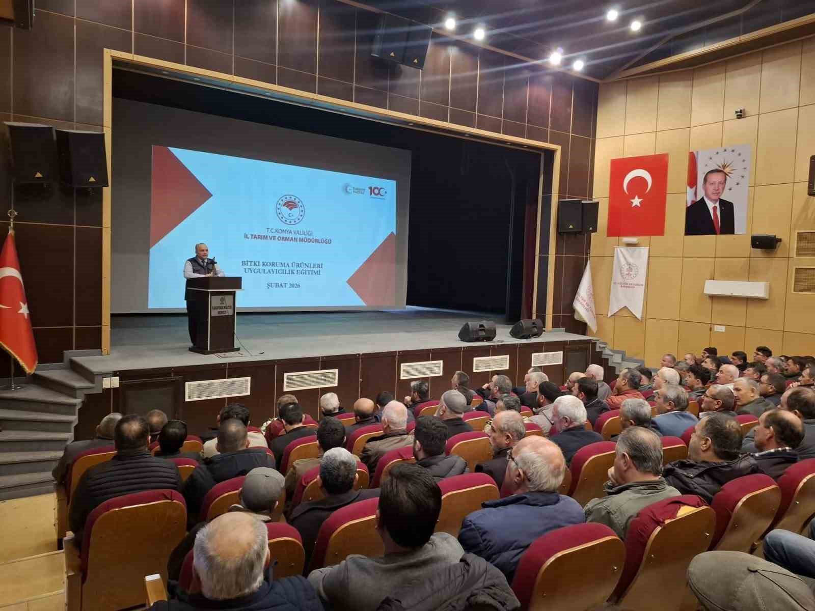 Karapınar’da üreticilere "Zirai İlaç Uygulama Belgesi" eğitimi
