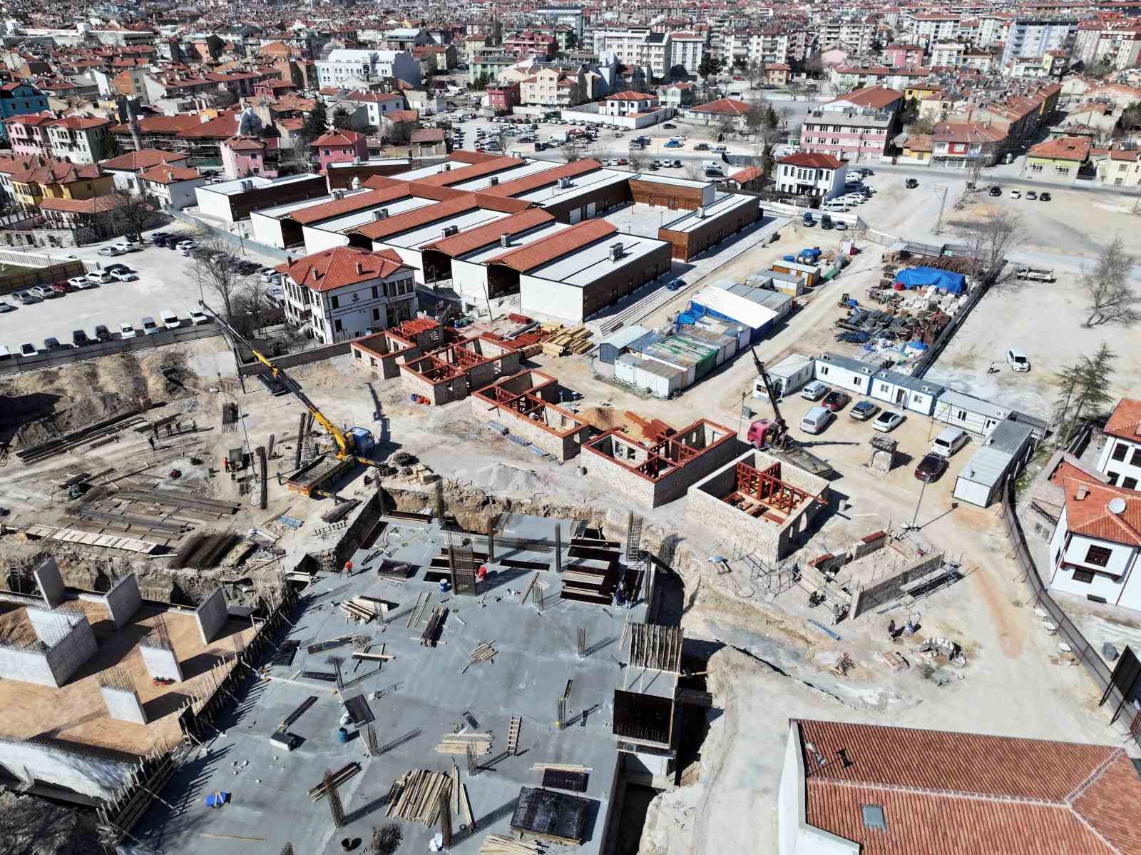 Karatay’dan her adımda bir yatırım
