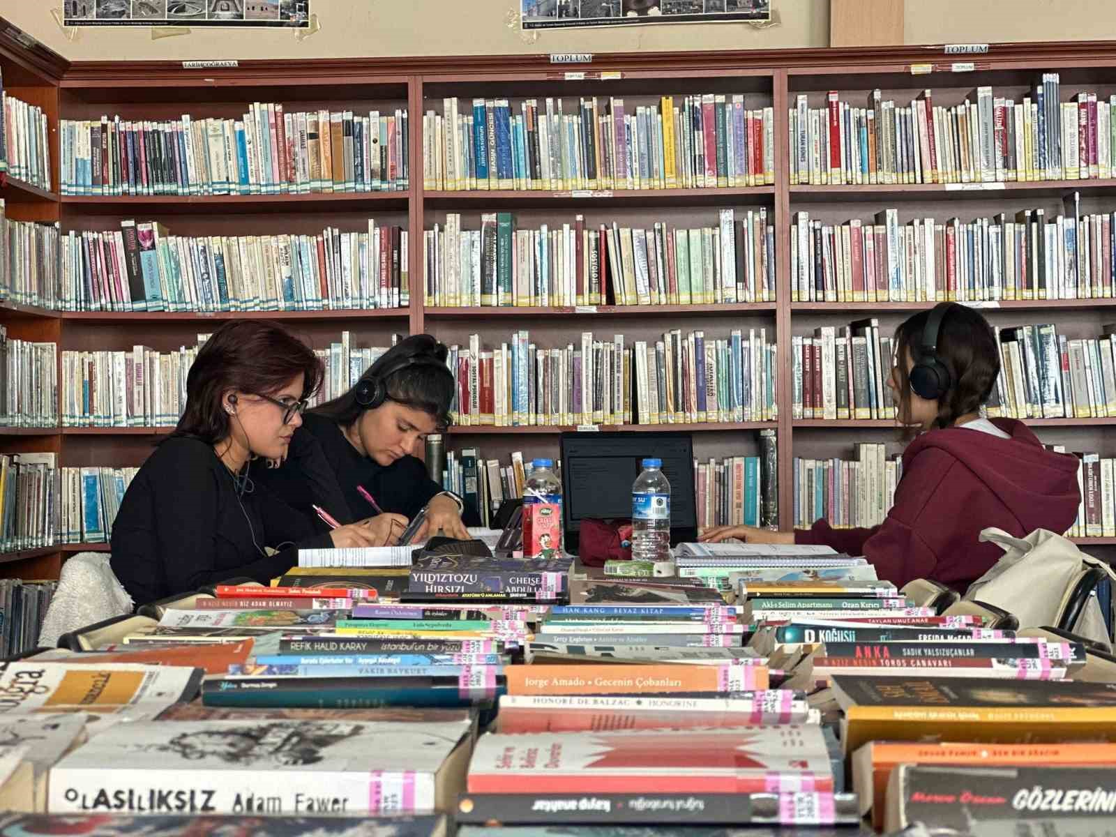 Karayazı’da 62. Kütüphane Haftası coşkuyla kutlandı
