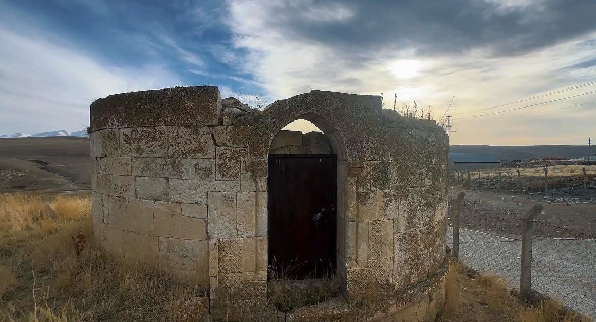 Karayazı’da geleneksel Ters Lale Festivali Mayıs ayında yapılacak
