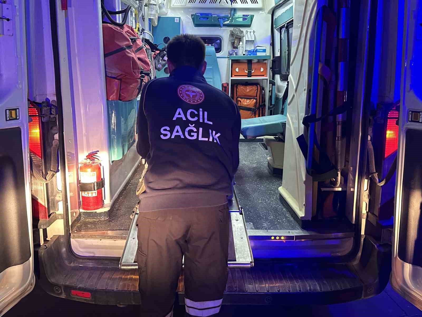 Karbonmonoksit gazından 4 kişi zehirlendi
