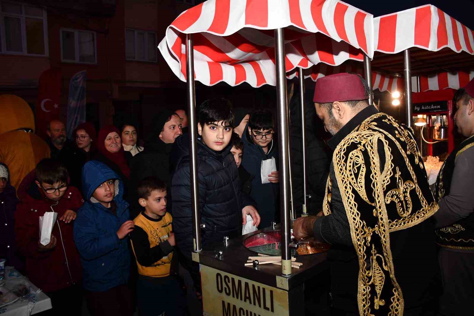 Karesililer Büyükşehir’in iftar sofrasında oruçlarını açtı
