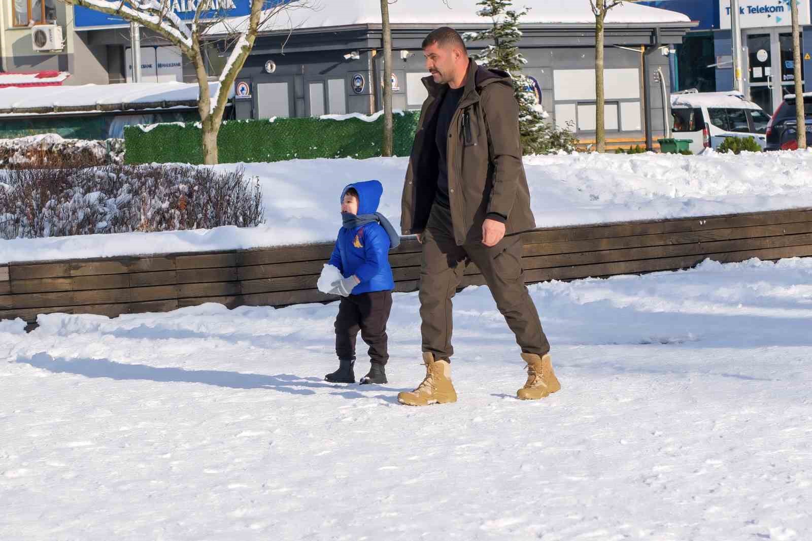 Karın yağışına en çok çocuklar sevindi
