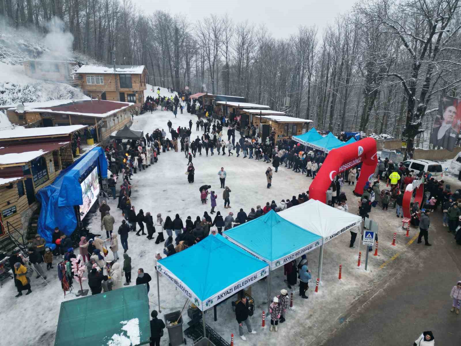 Karne hediyesi kar eğlencesi: Aktepe’de 7’den 70’e kızak şöleni

