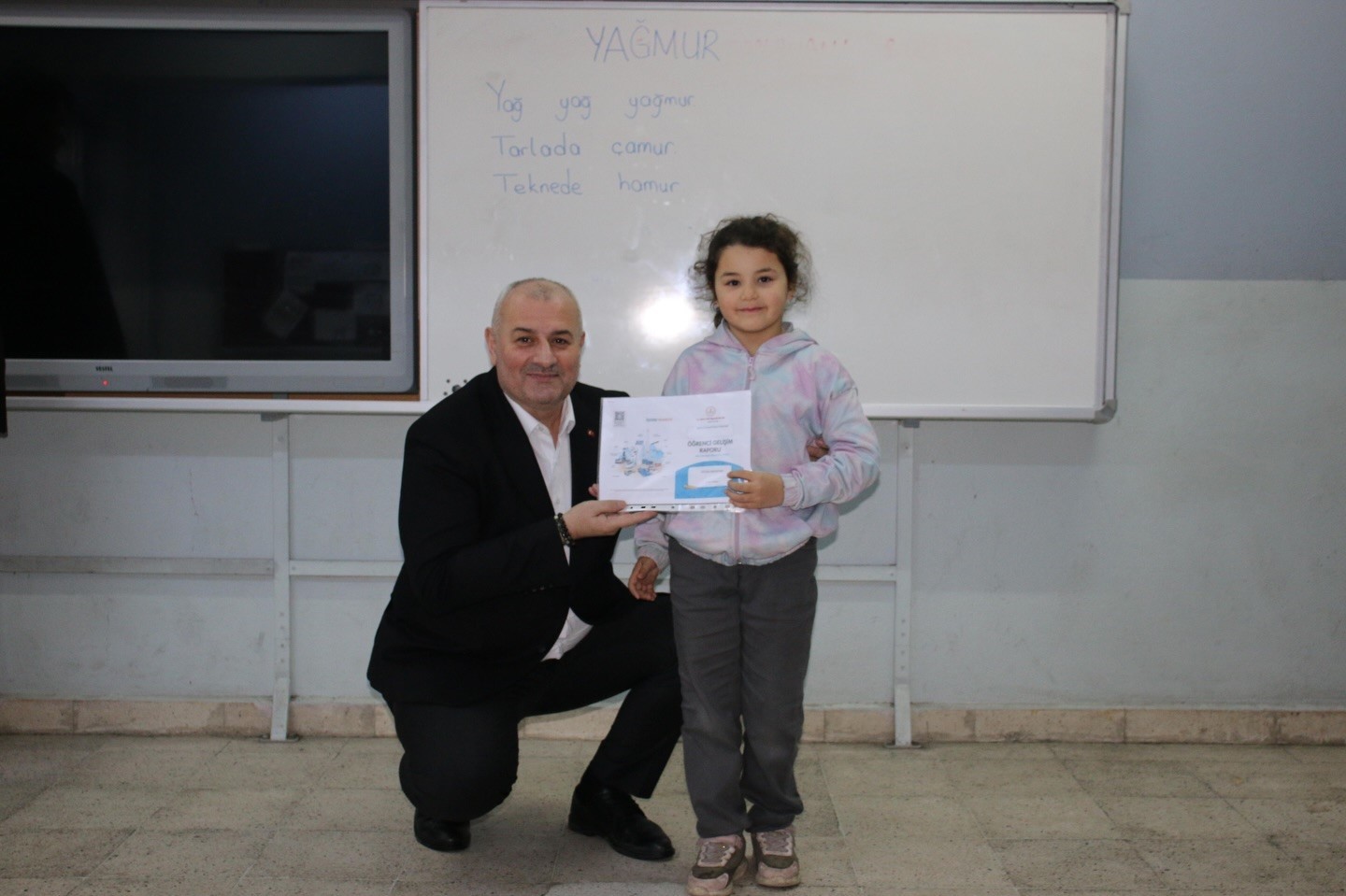 Karnelerini kaymakam ve başkandan aldılar
