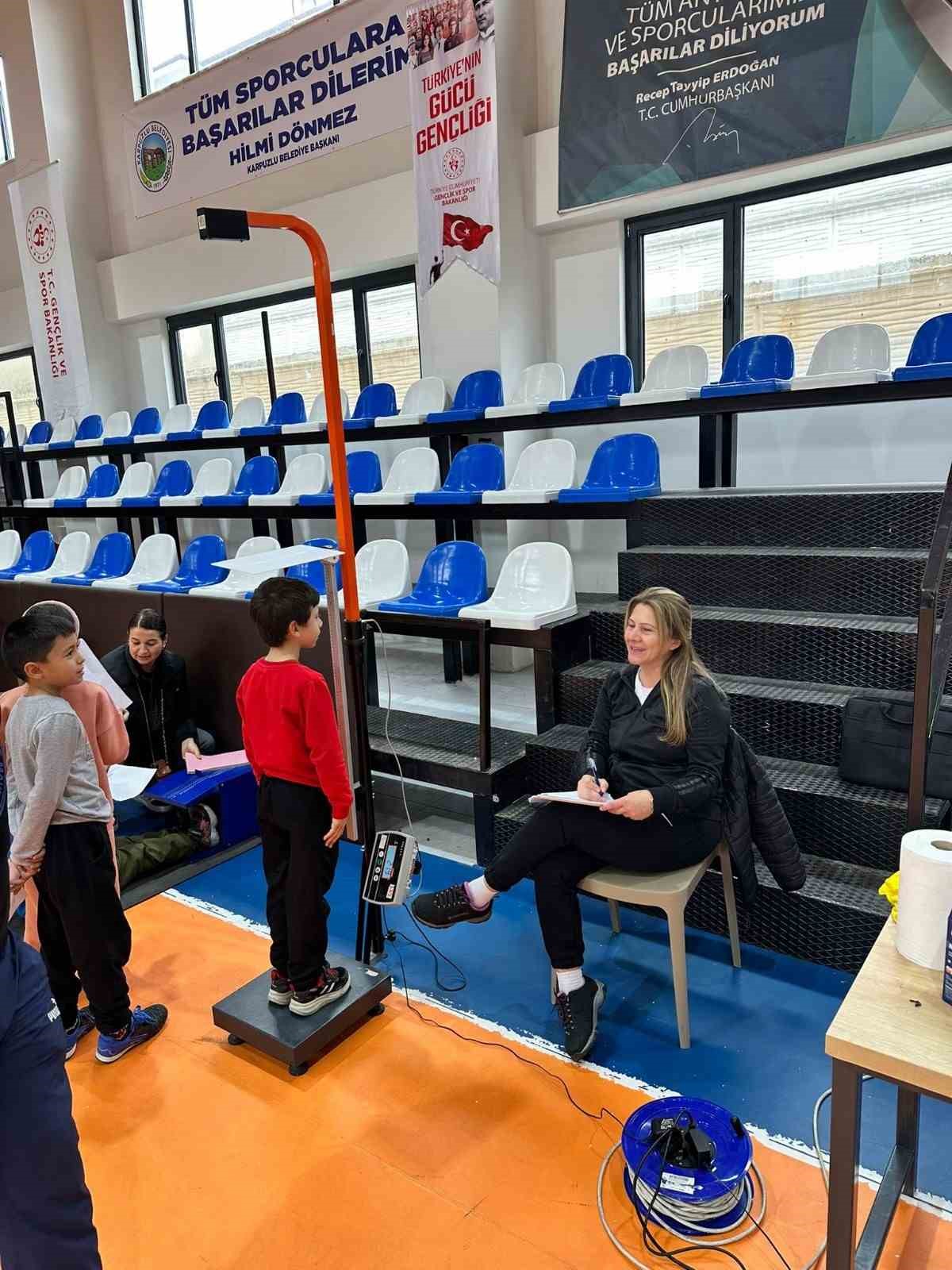 Karpuzlu’da yetenek taraması başladı
Karpuzlu’da yetenek taraması başladı