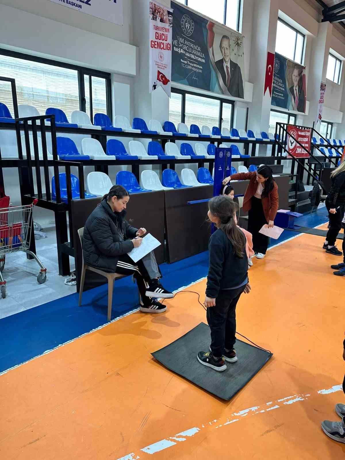 Karpuzlu’da yetenek taraması başladı
Karpuzlu’da yetenek taraması başladı