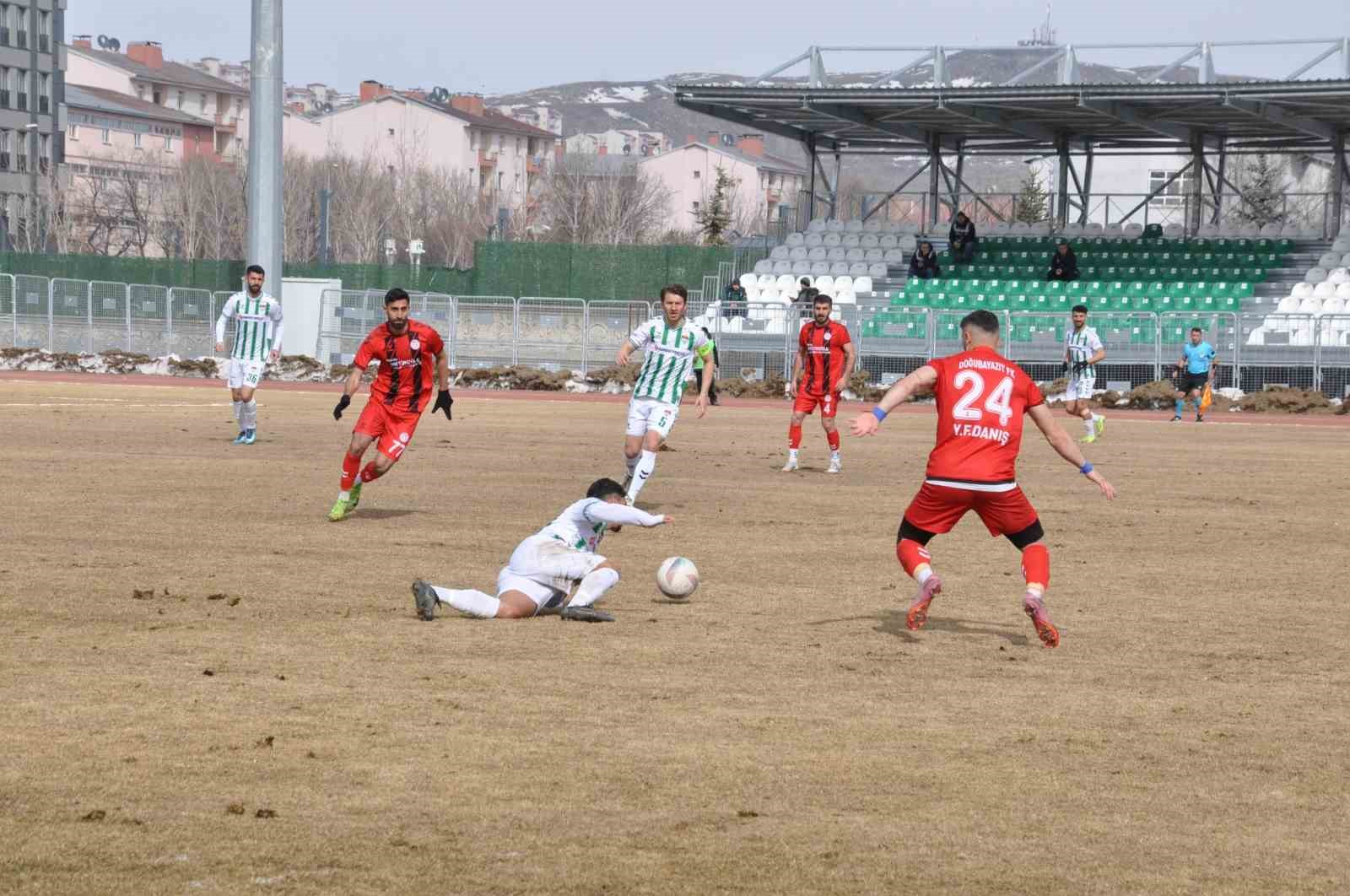 Kars 36 Spor: 2 Doğubayazıt Spor: 1
