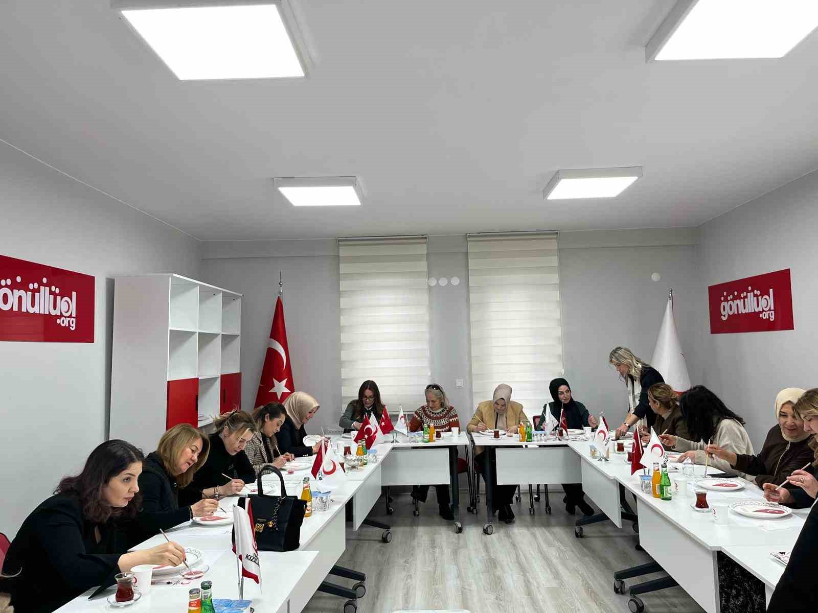 Kars Kızılay’dan Filistin’e umut etkinliği
