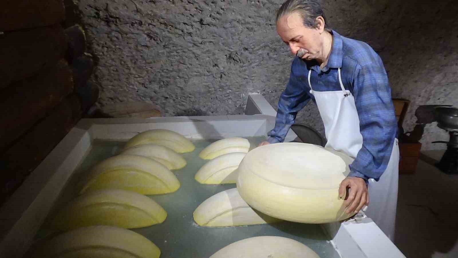 Kars Peynir Müzesi turistlerin gözdesi oldu
