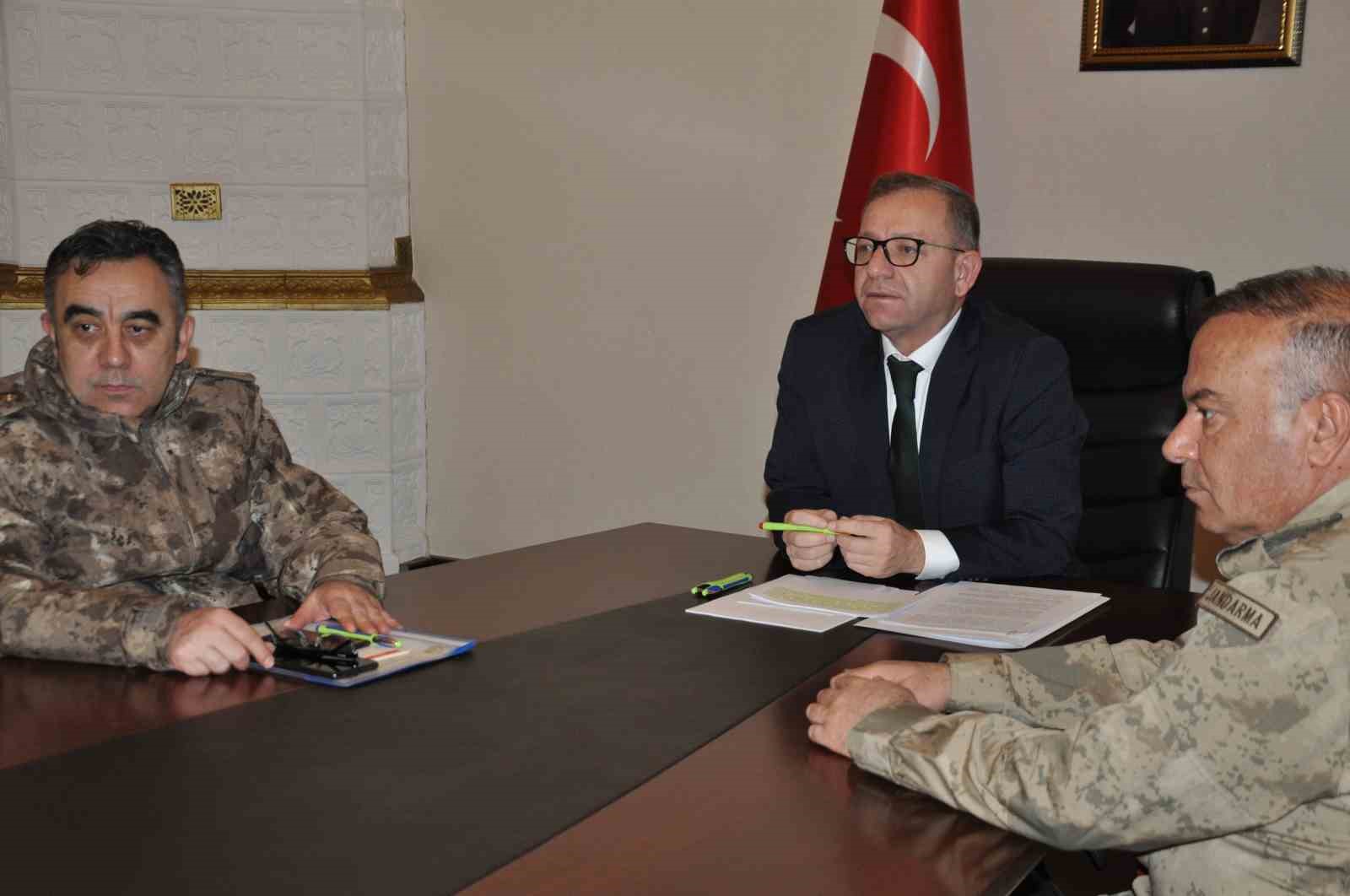 Kars Valisi Ziya Polat, "Ramazan Bayramı’nda 2 bin 284 personel sahada olacak"
