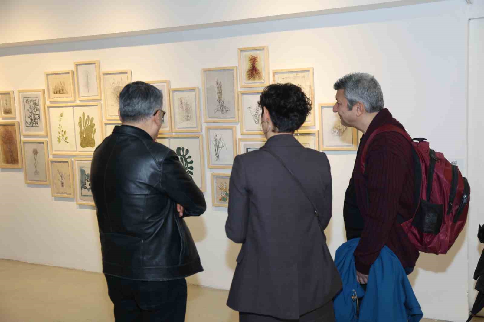 Karşılaşmalar, Devinimler, İzler sergisi ziyarete açıldı
