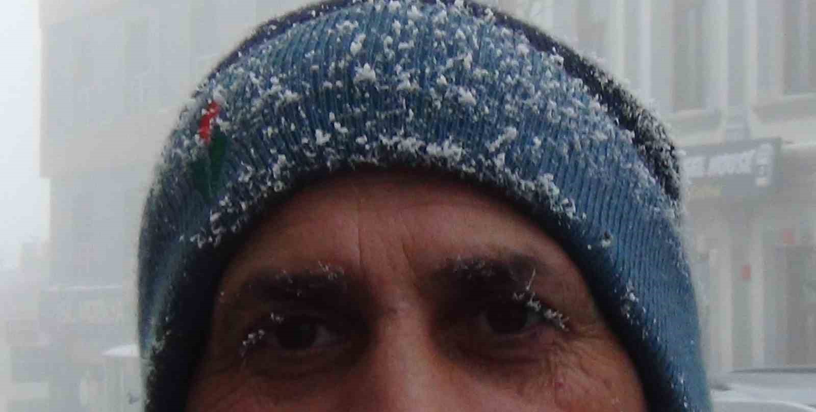 Kars’ın soğuğu kirpik dondurdu
