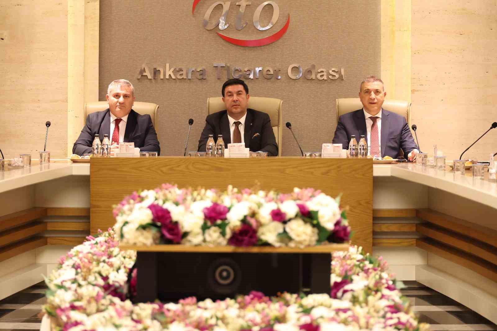 Kars’ın yatırım potansiyeli Ankara’da anlatıldı
