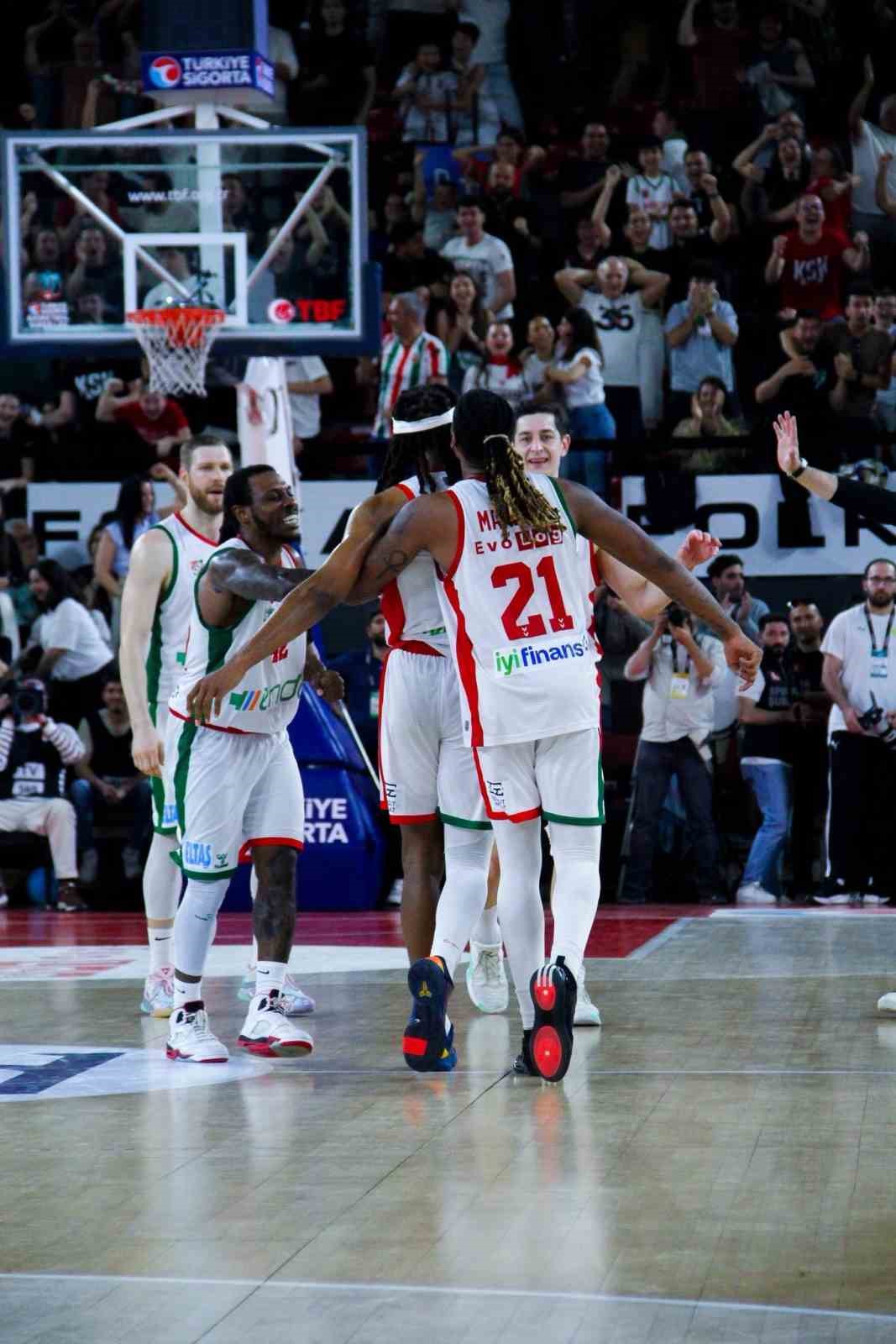 Karşıyaka Basketbol, ligde kalma mücadelesini sürdürüyor
