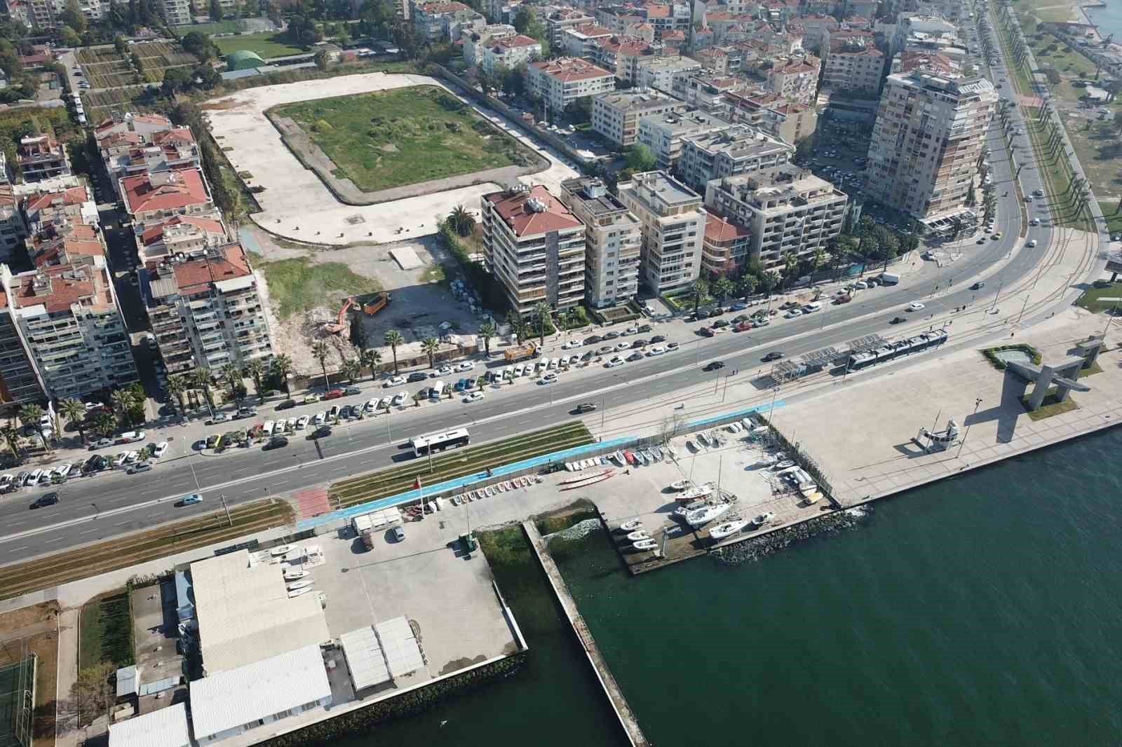 Karşıyaka Stadı için son imza bekleniyor
