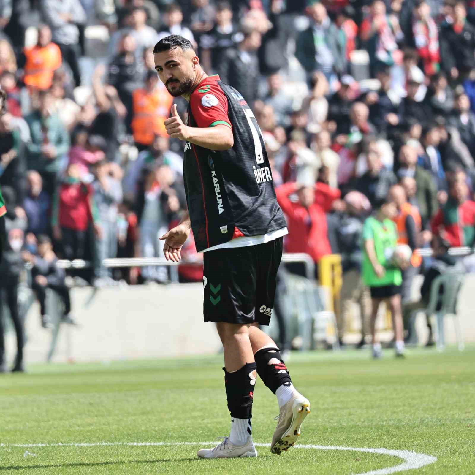 Karşıyaka’da Ömer Faruk 9 maçta 9 gol attı
