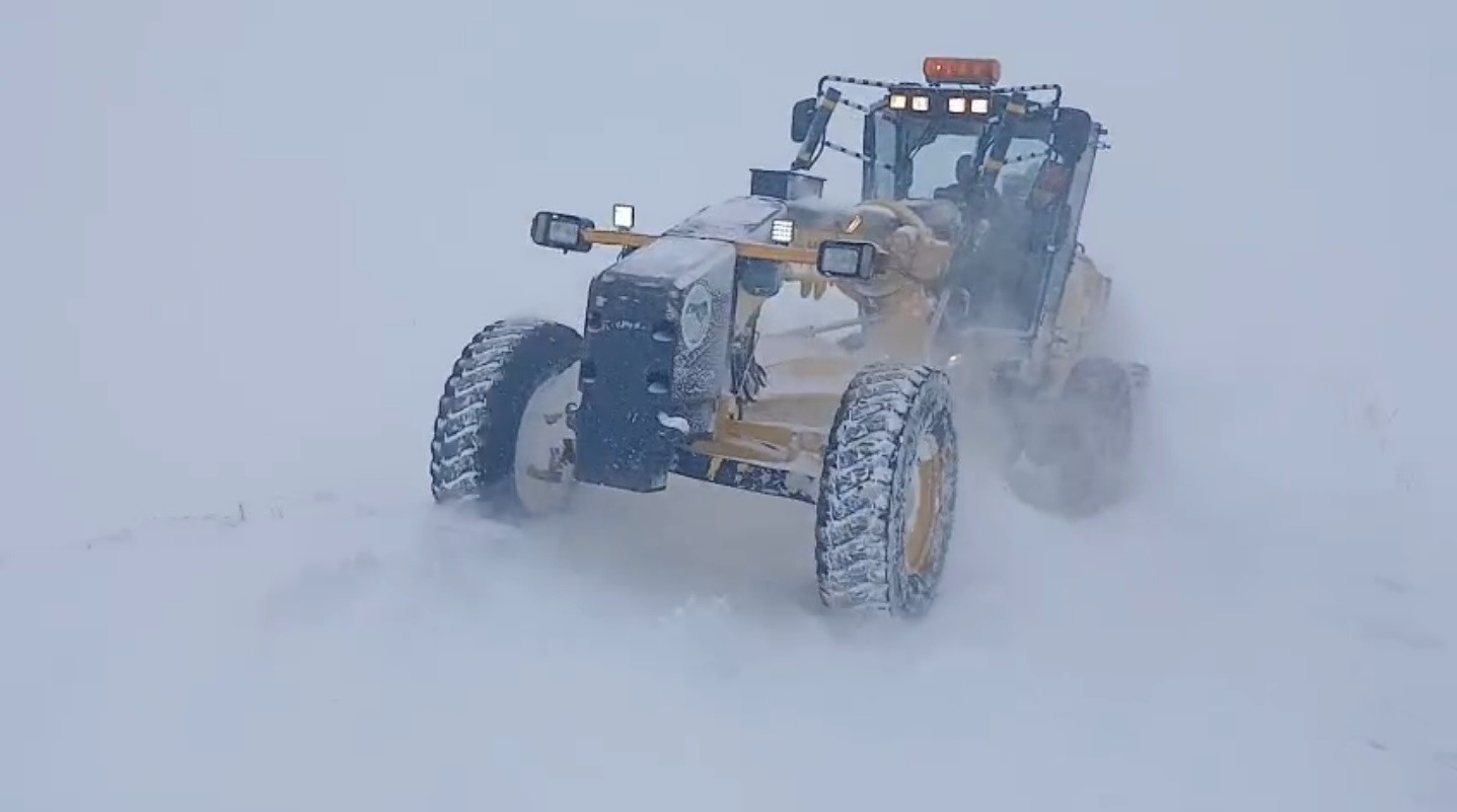 Kars’ta 119 köy yolu ulaşıma kapalı
