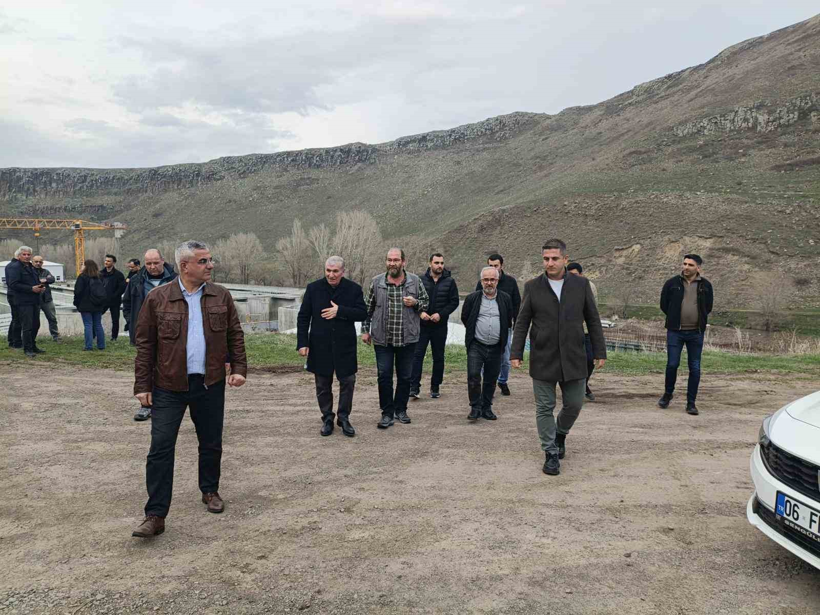 Kars’ta çevre yatırımı: Atıksu Arıtma Tesisi Projesinde çalışmalar sürüyor
