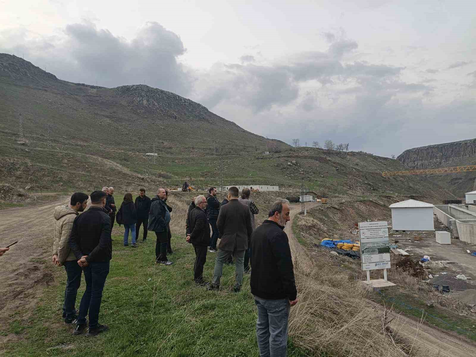 Kars’ta çevre yatırımı: Atıksu Arıtma Tesisi Projesinde çalışmalar sürüyor
