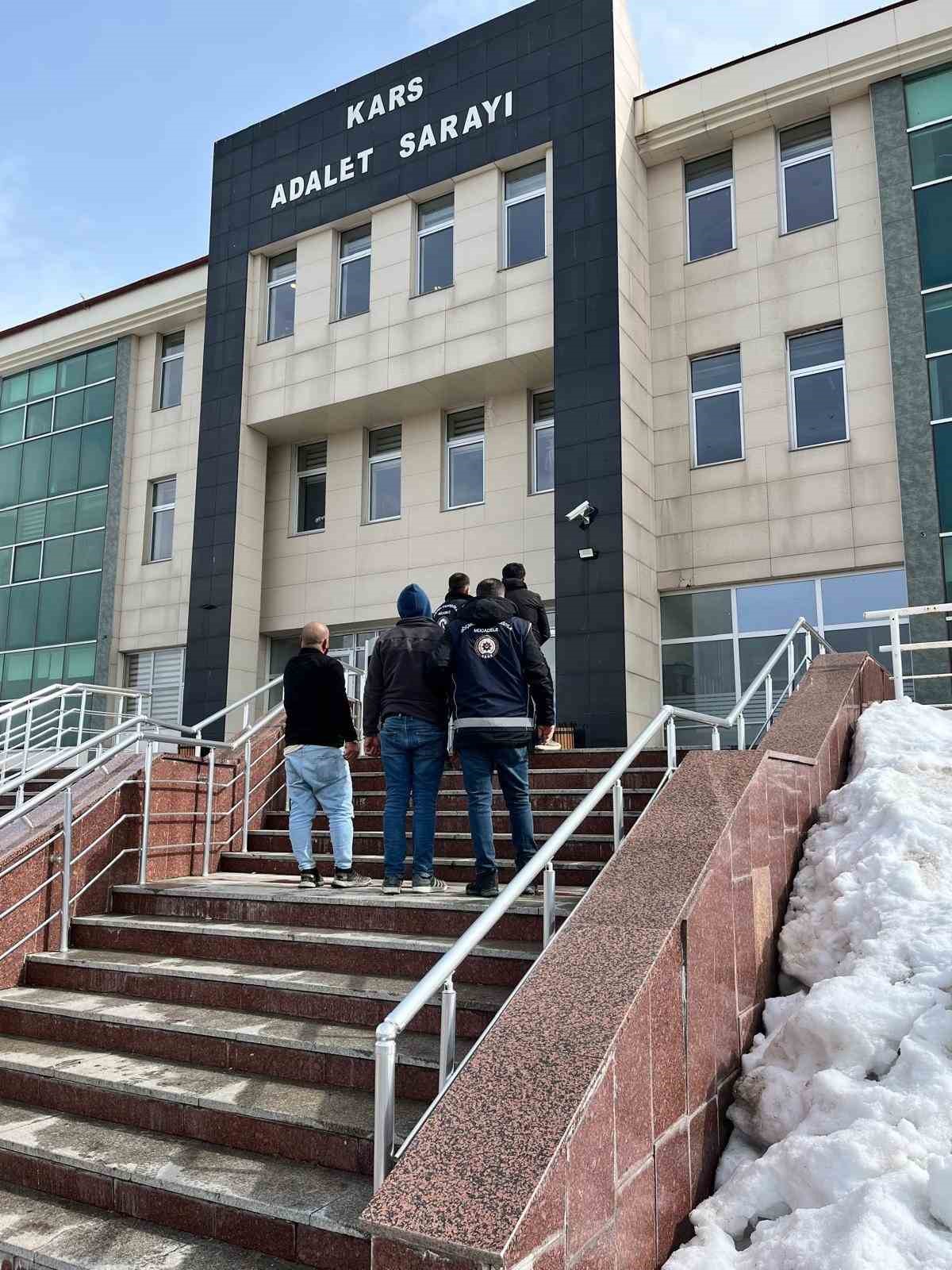 Kars’ta düzensiz göçmen operasyonu
