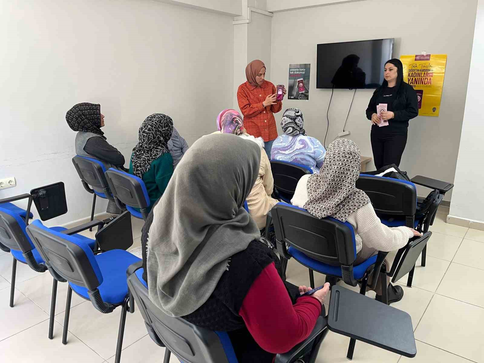 Kars’ta kadına yönelik şiddetle mücadele için bilgilendirme çalışması
