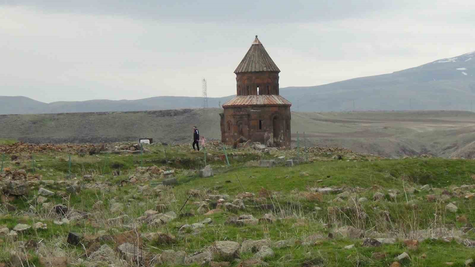 Kars’ta kırk kapılı şehir Ani’ye yoğun ilgi: 4 ayda 50 bin ziyaretçi
