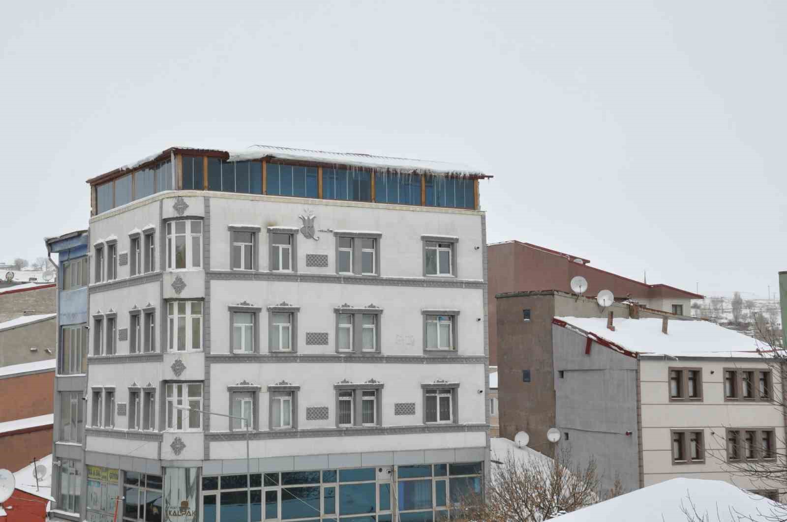 Kars’ta konut satışları şaha kalktı: Aralık ayında rekor artış!
