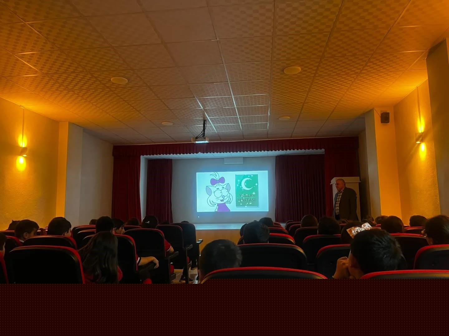 Kars’ta öğrencilere "Teknoloji Bağımlılığı ve Sağlıklı Yaşam" semineri
