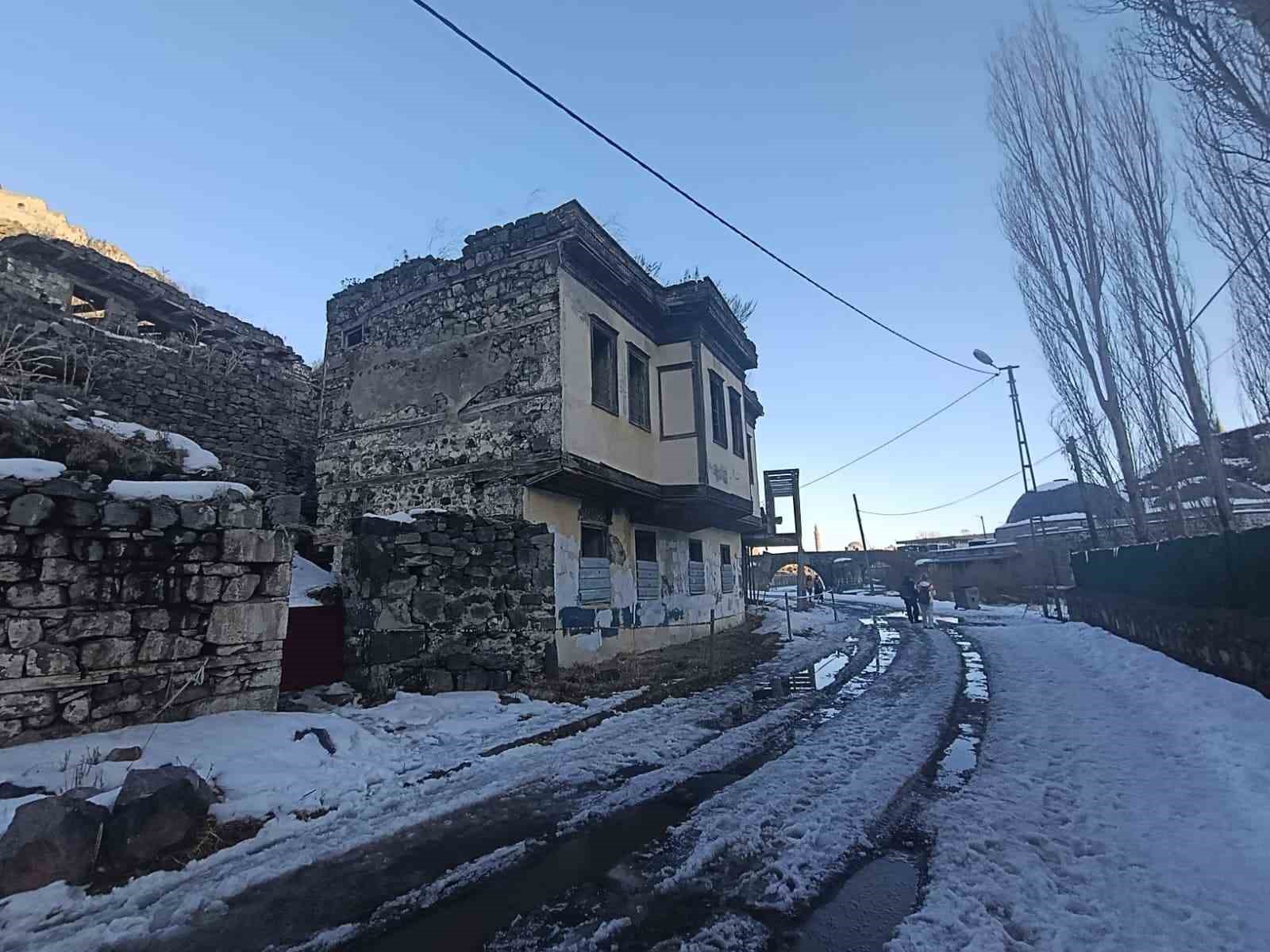 Kars’ta son Osmanlı Konağı yok olma tehlikesiyle karşı karşıya
