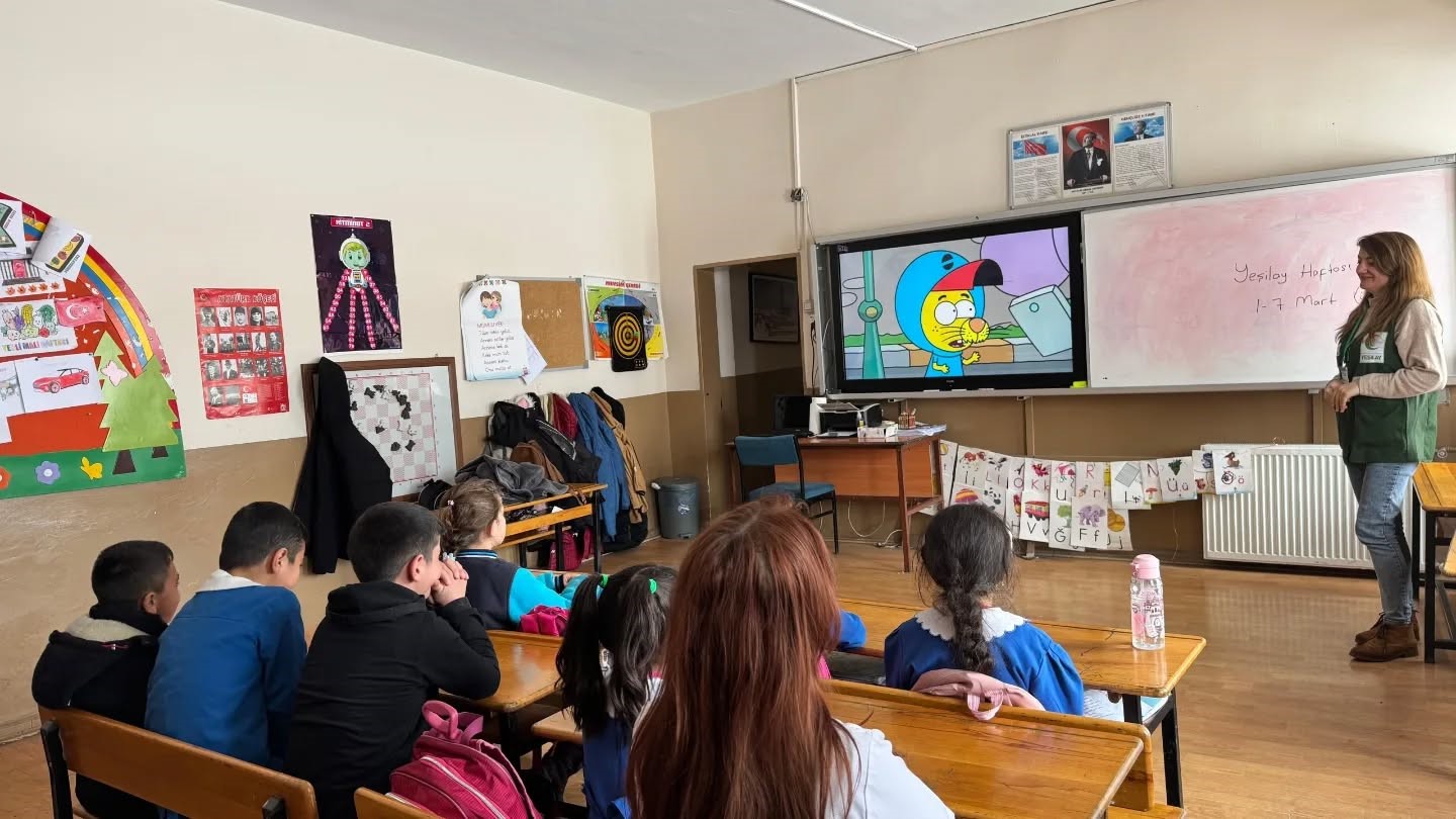 Kars’ta Yeşilay’dan miniklere sağlıklı yaşam eğitimi
