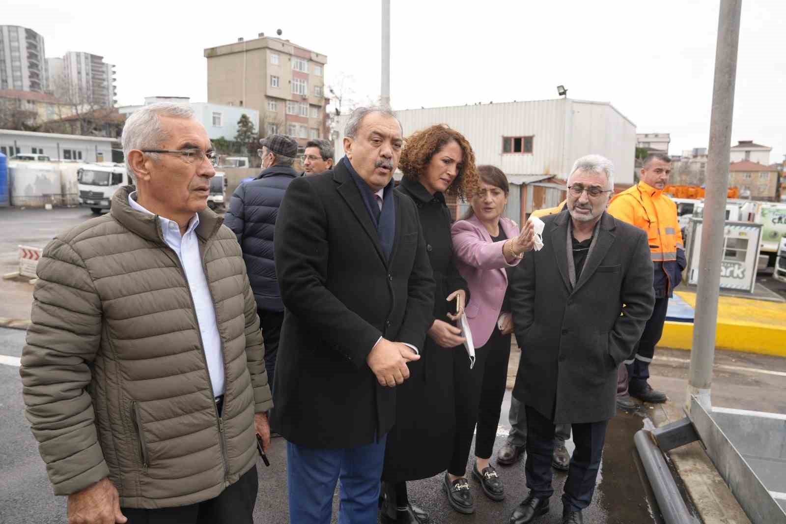 Kartal Belediyesi’nin yeni çöp toplama ve aktarma istasyonu hizmete girdi
