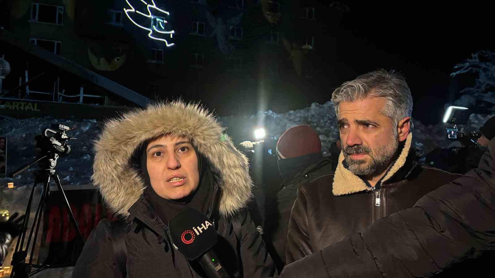 Kartalkaya yangın faciasının birinci yıldönümünde acılı aileler otel önünde bir araya geldi
