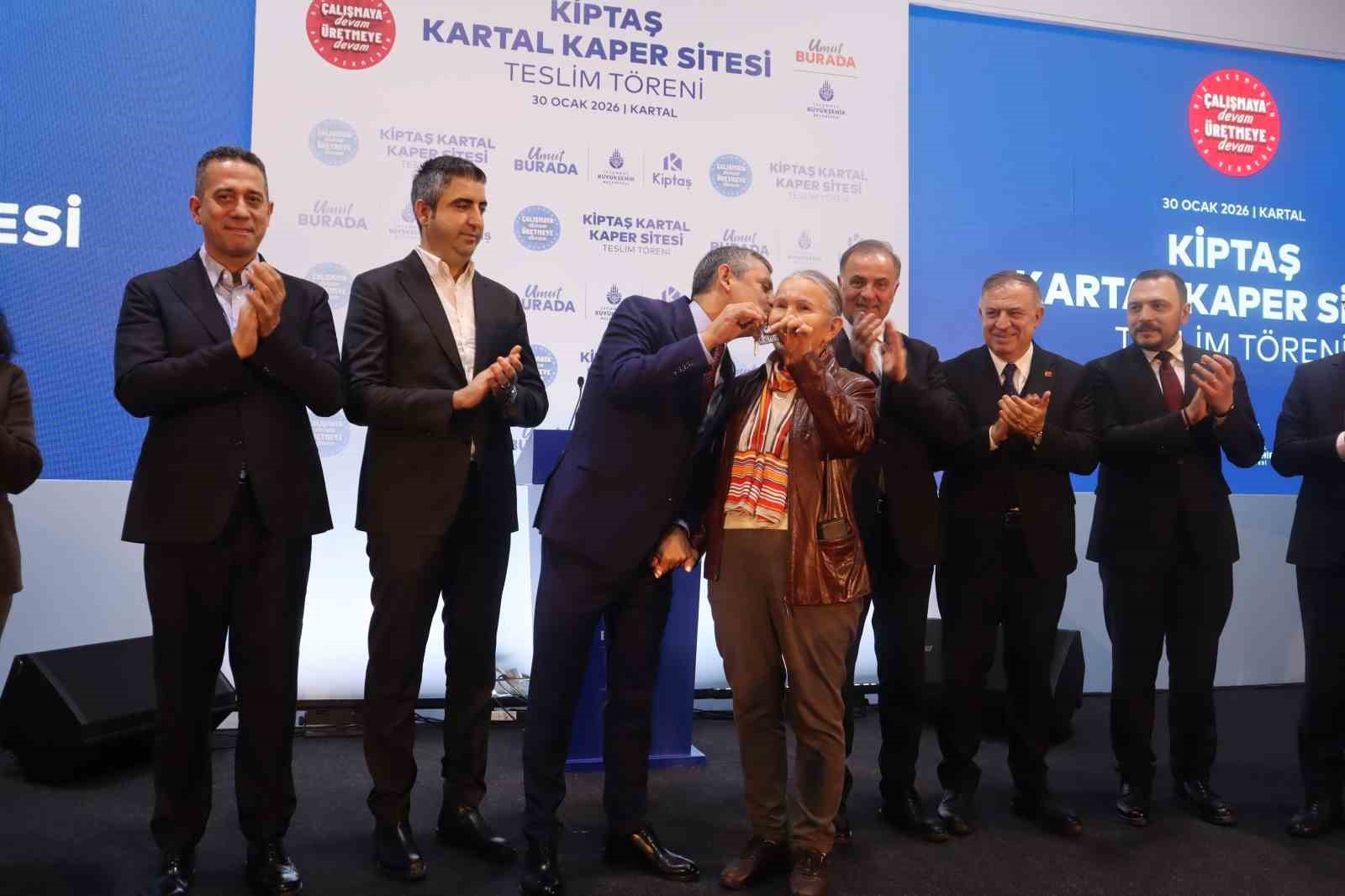 Kartallılar KİPTAŞ Kaper Sitesi’nde yeni evlerine kavuştu
